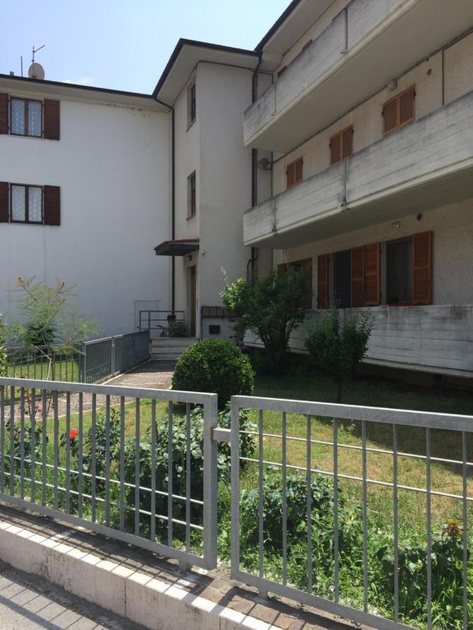Appartamento Giacomo Leopardi Piobbico Extérieur photo